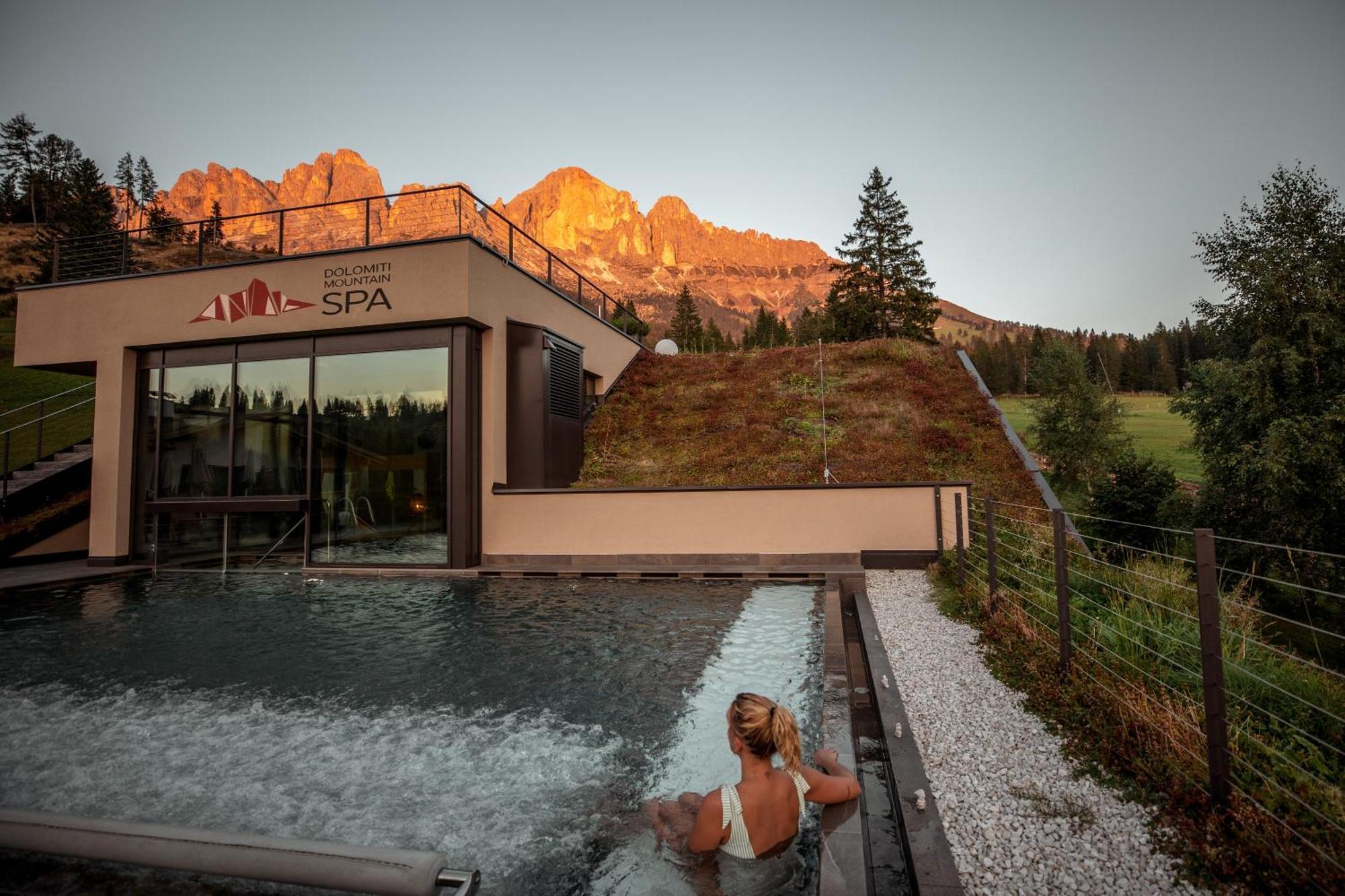Moseralm Dolomiti Spa Resort Nova Levante Extérieur photo